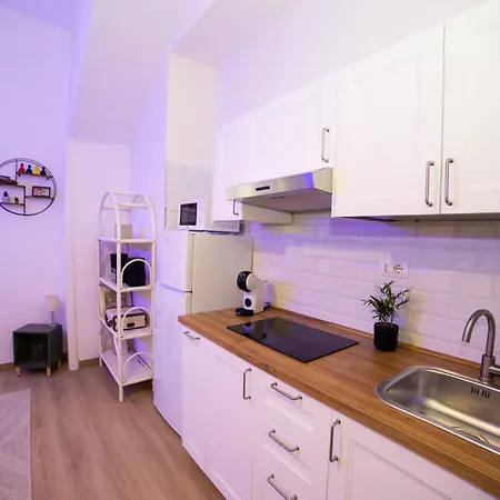 Bed & Breakfast 4cella