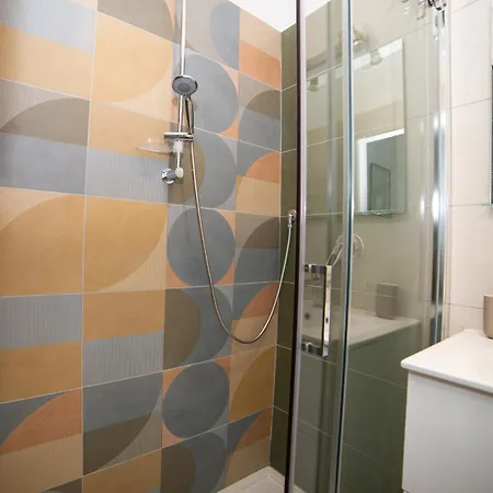 Bed & Breakfast 4cella Naples