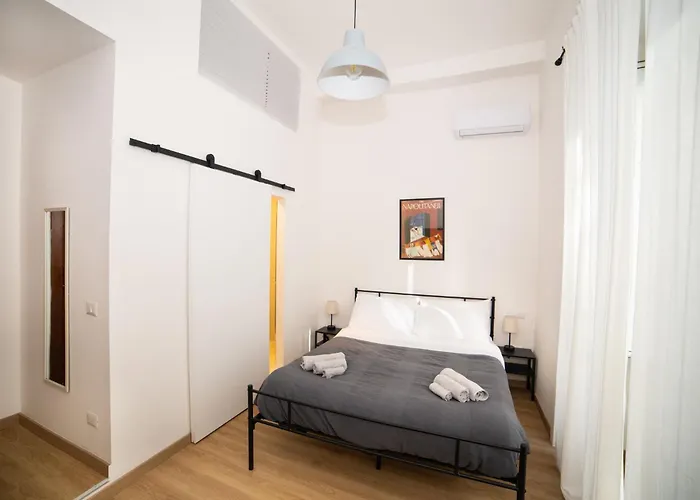 4cella Panzió Nápoly