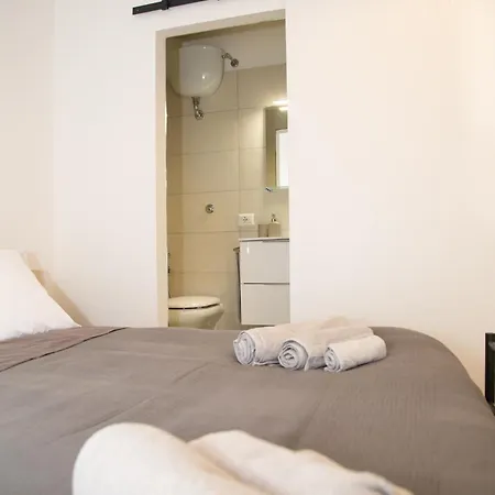 Bed and breakfast 4cella