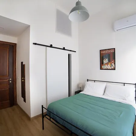 4cella Bed and breakfast Nápoles